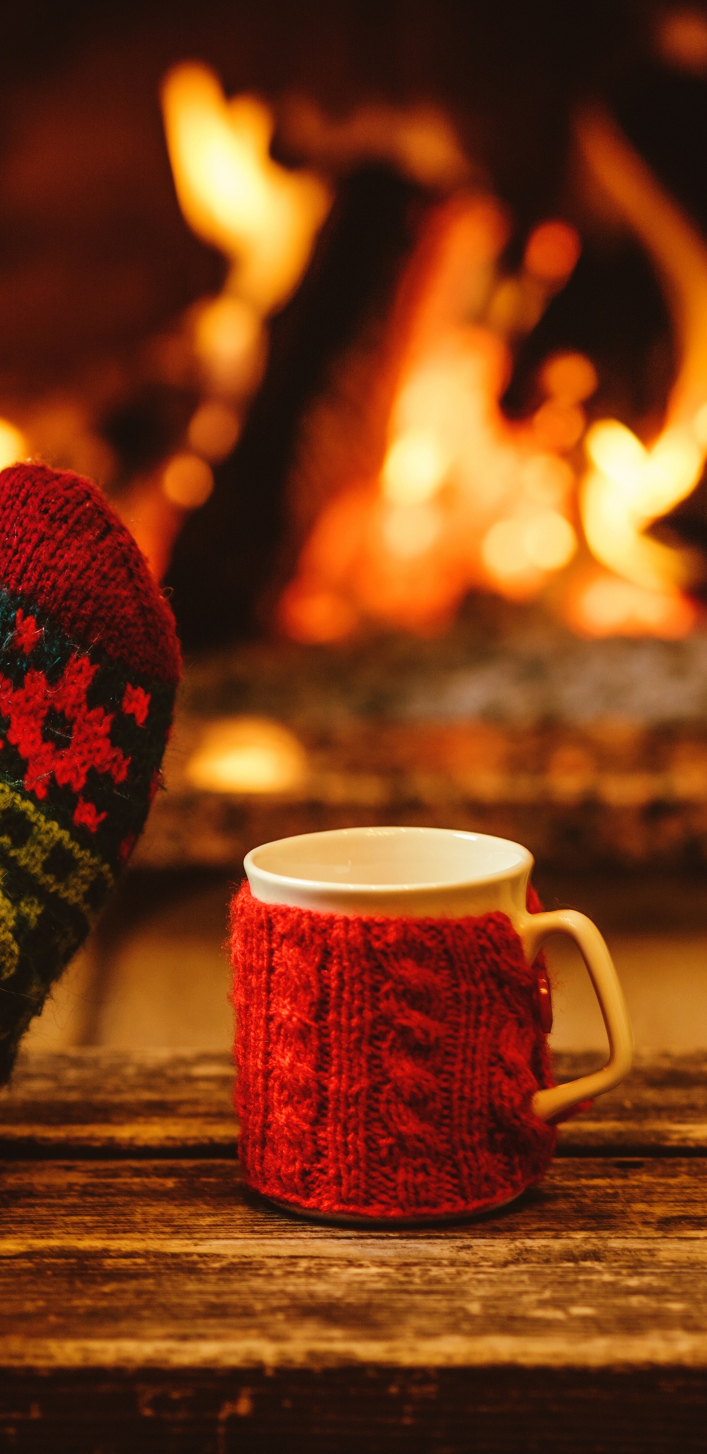 Обои рождественские носки, Рождественский день, носок, праздник, Апельсин в разрешении 1440x2960