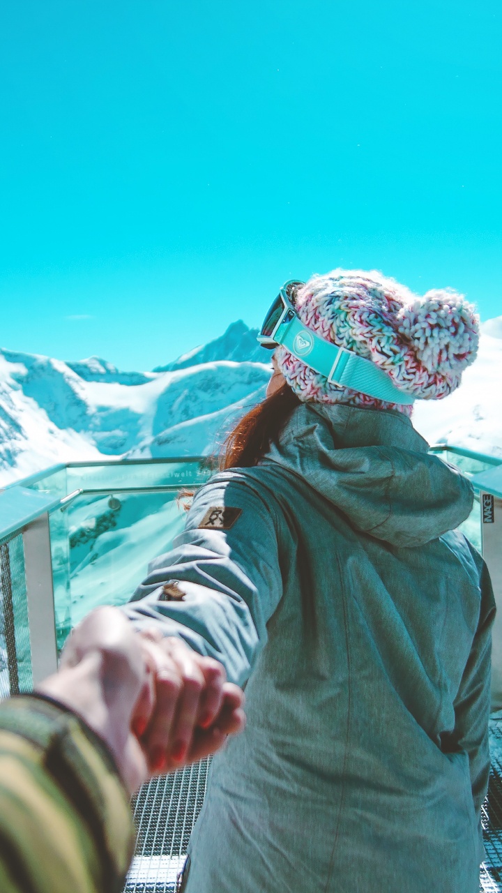 Обои гора, вода, туризм, снег, досуг в разрешении 720x1280