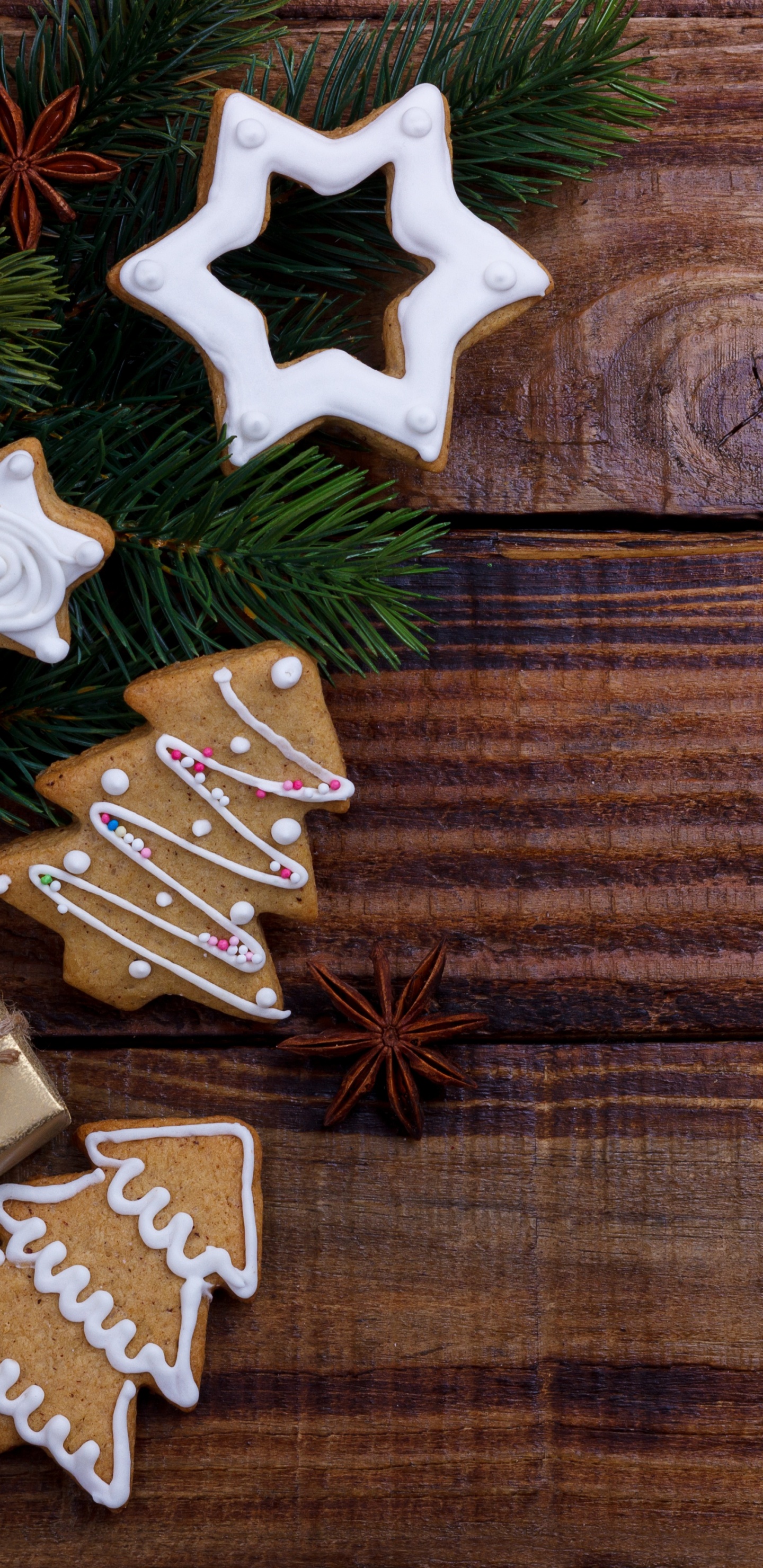 Обои Рождество, Рождественские украшения, Новый год, коричневый цвет, рождественский орнамент в разрешении 1440x2960