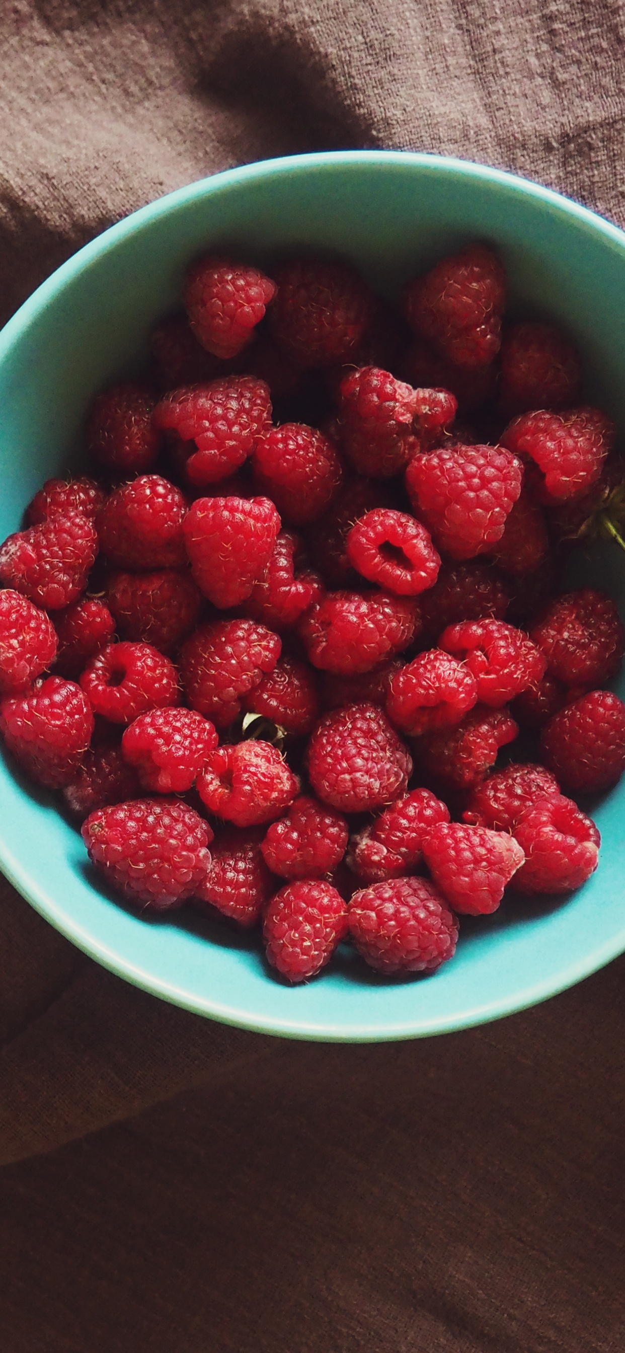 Обои ягоды, фрукты, пища, суперфуд, природные продукты в разрешении 1242x2688