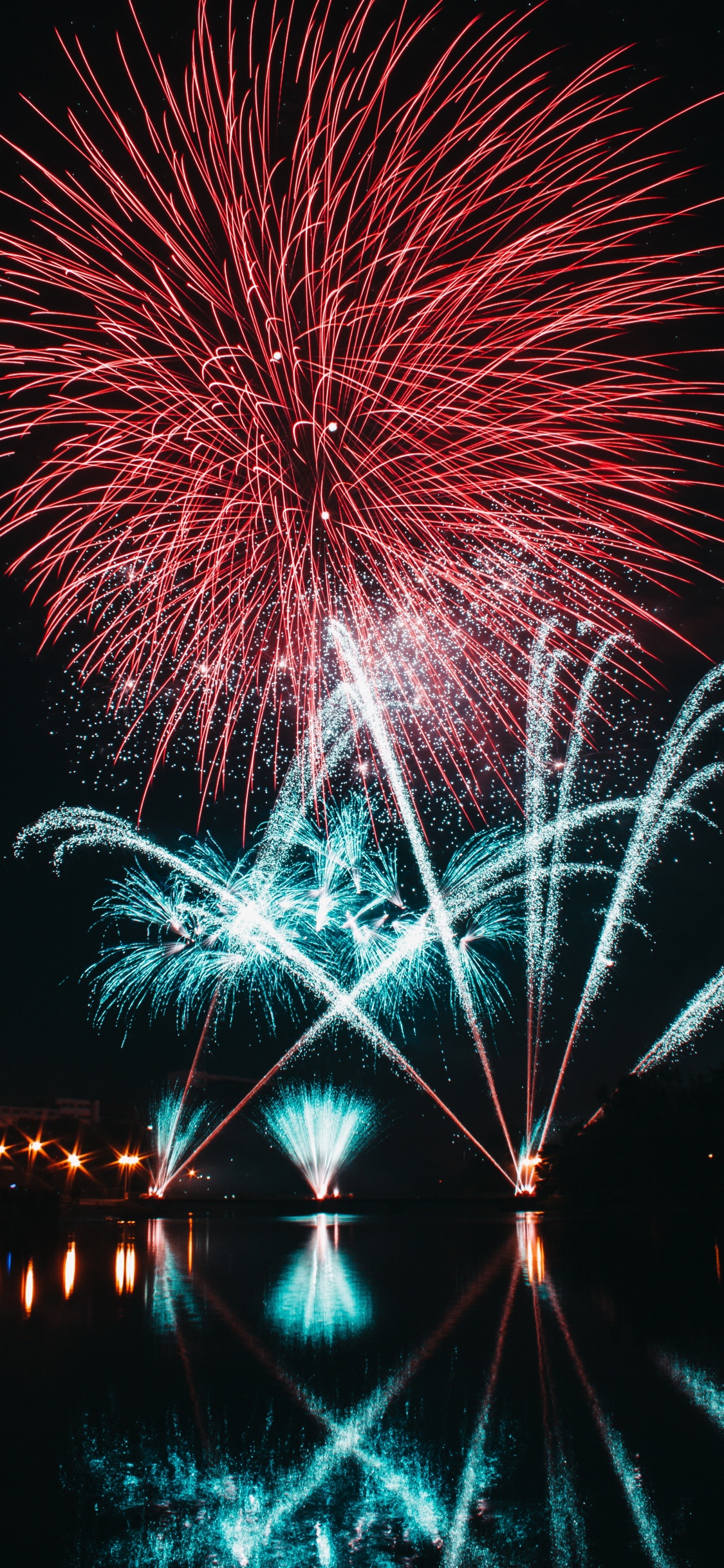 Обои салют, день нового года, ночь, полночь, событие в разрешении 1125x2436