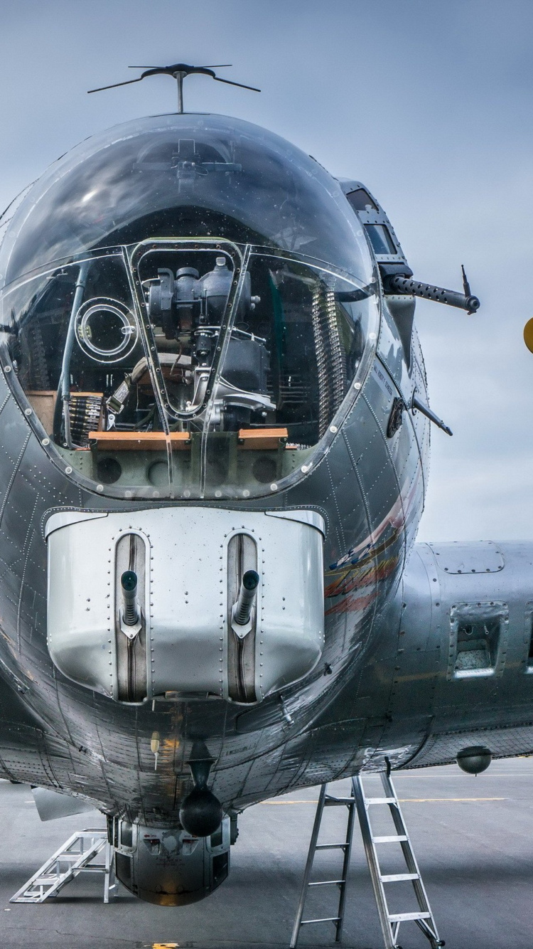 Обои Боинг б-17 летающая крепость, военный самолет, самолеты, самолет, авиация в разрешении 750x1334