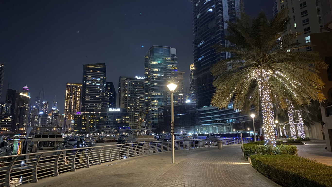 Обои Дубай, Дубай Марина, водоем, дорога, ночь в разрешении 1366x768