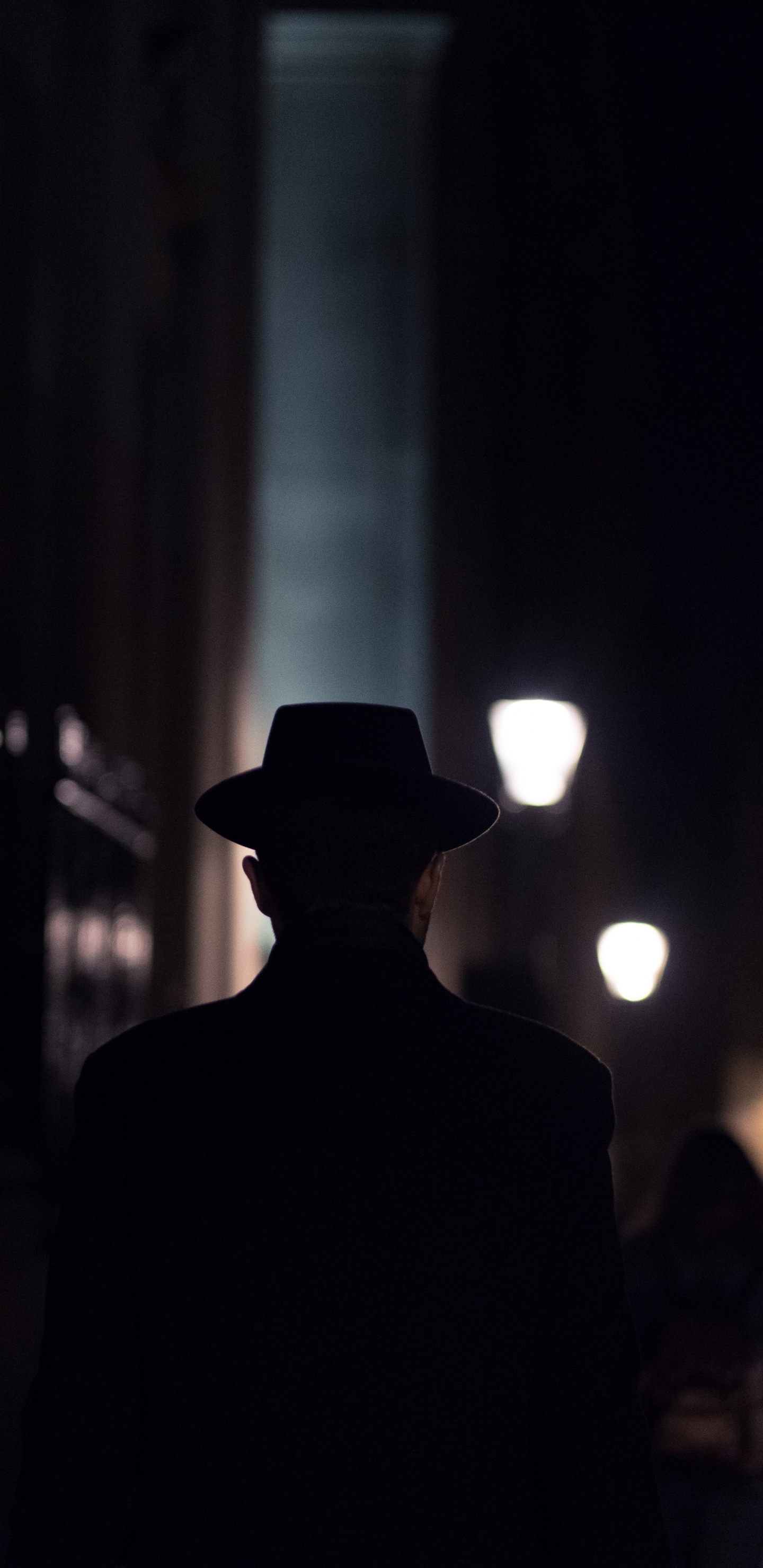 Обои На Спугнуть, Скандал TrumpUkraine, организация, тихий но не слепой, ночь в разрешении 1440x2960