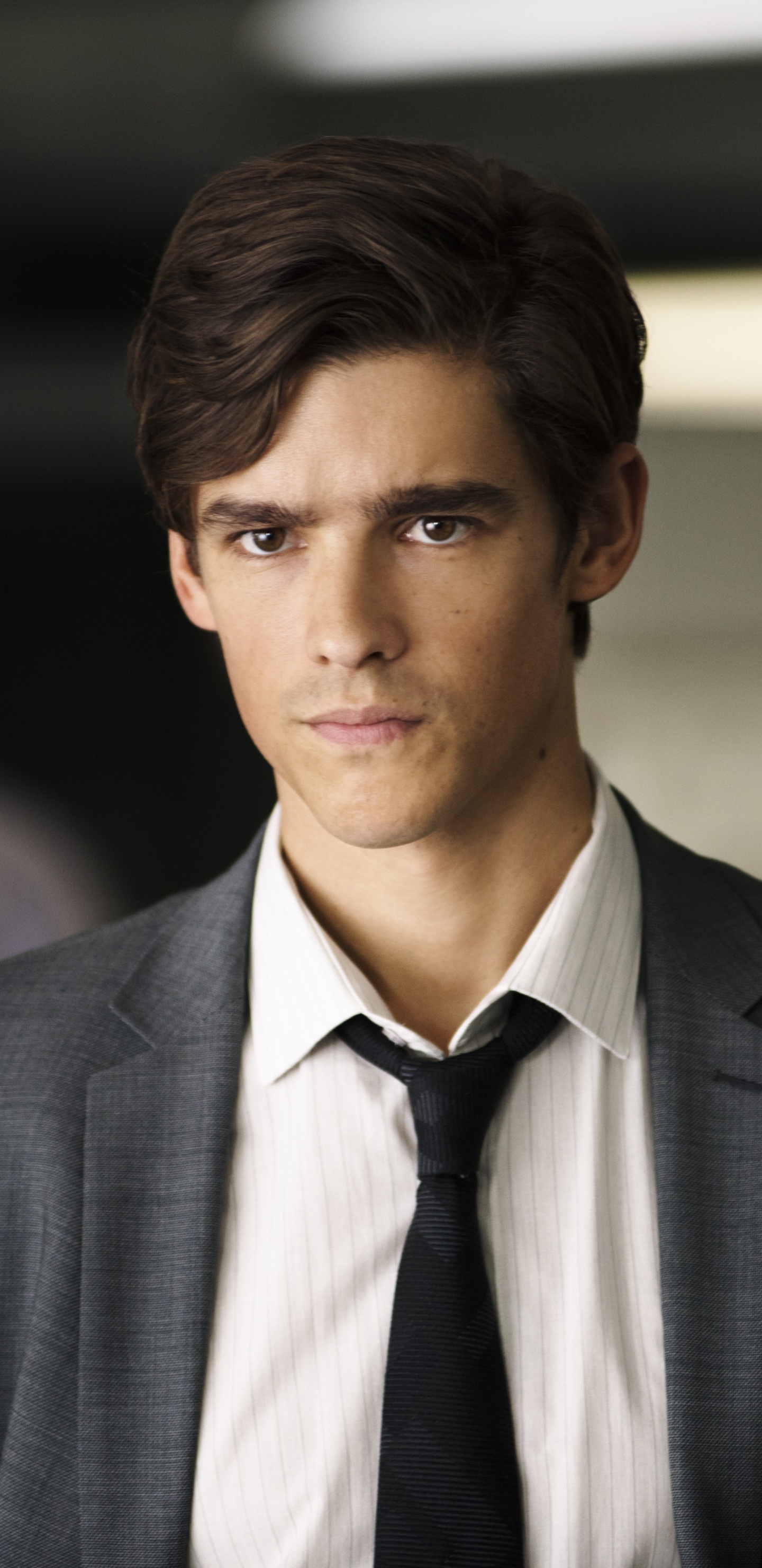 Обои Брентон Туэйтс титанов, Брентон Туэйтс, Дик Грейсон, Звездный огонь, Робин в разрешении 1440x2960