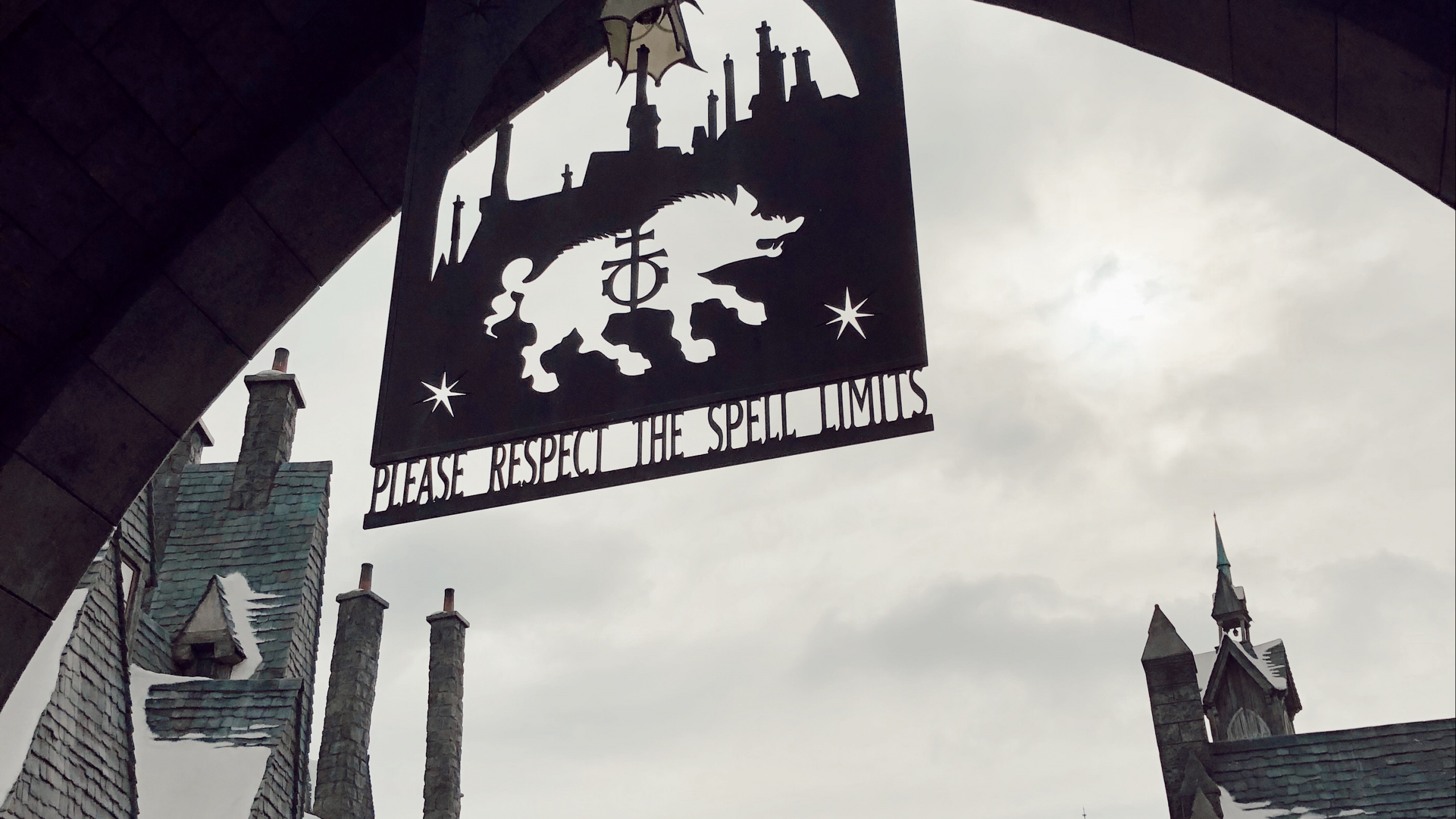 Обои косой переулок, Хогвартс, Юнивёрсал Орландо, универсальные студии Голливуда, арка в разрешении 2560x1440