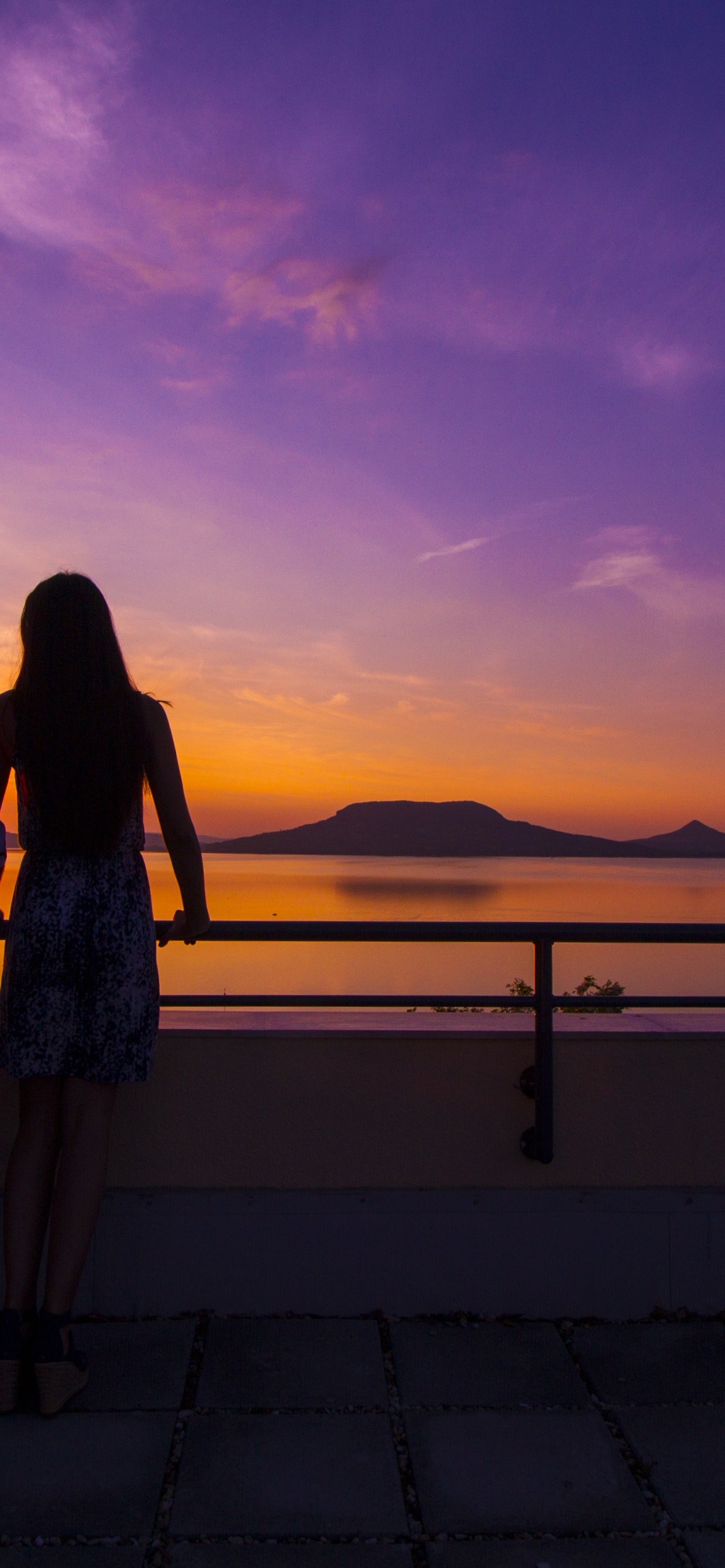 Обои смотреть дату заката, Балатон, замок смэг, закат, природа в разрешении 1242x2688