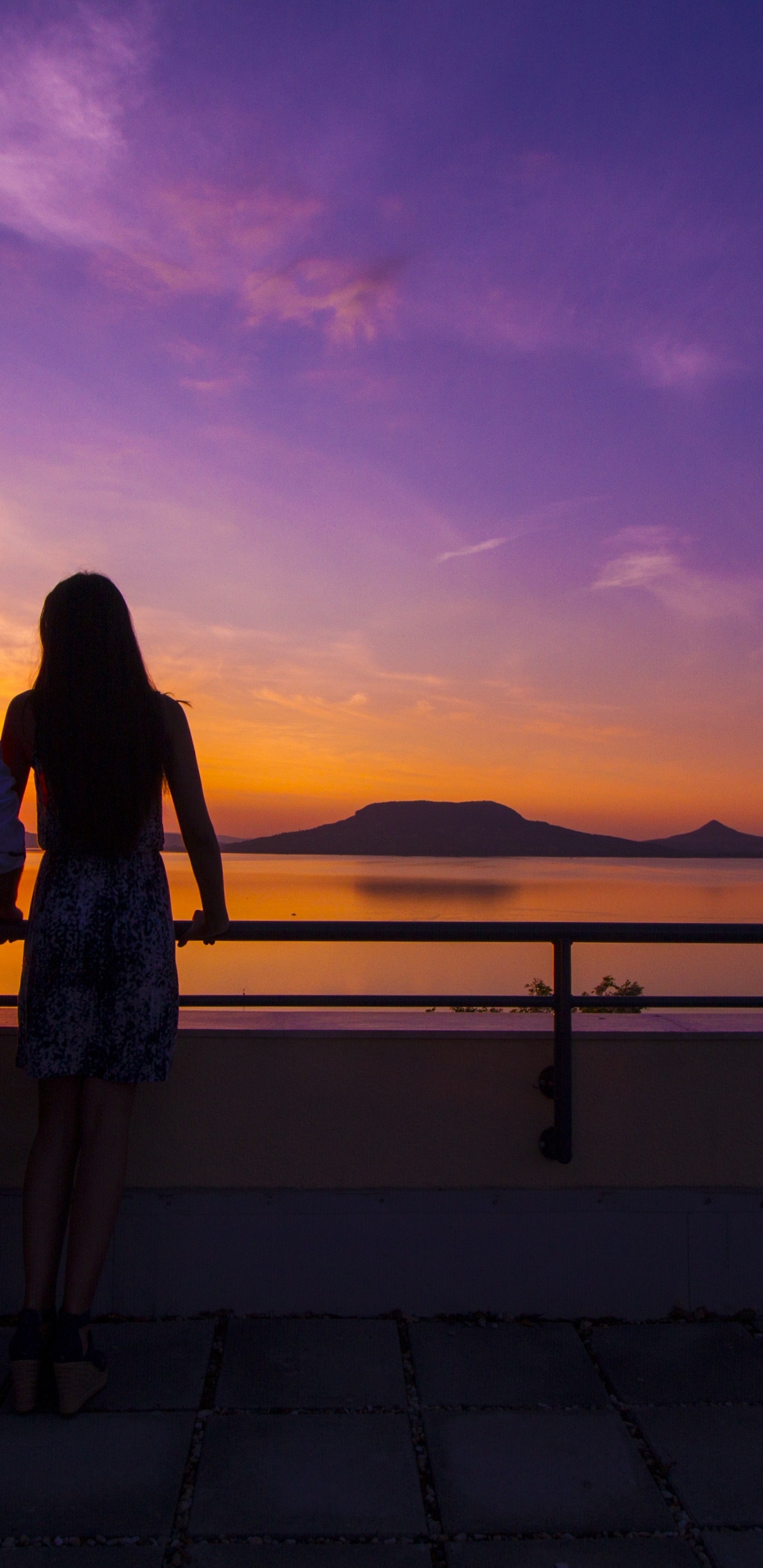 Обои смотреть дату заката, Балатон, замок смэг, закат, природа в разрешении 1440x2960