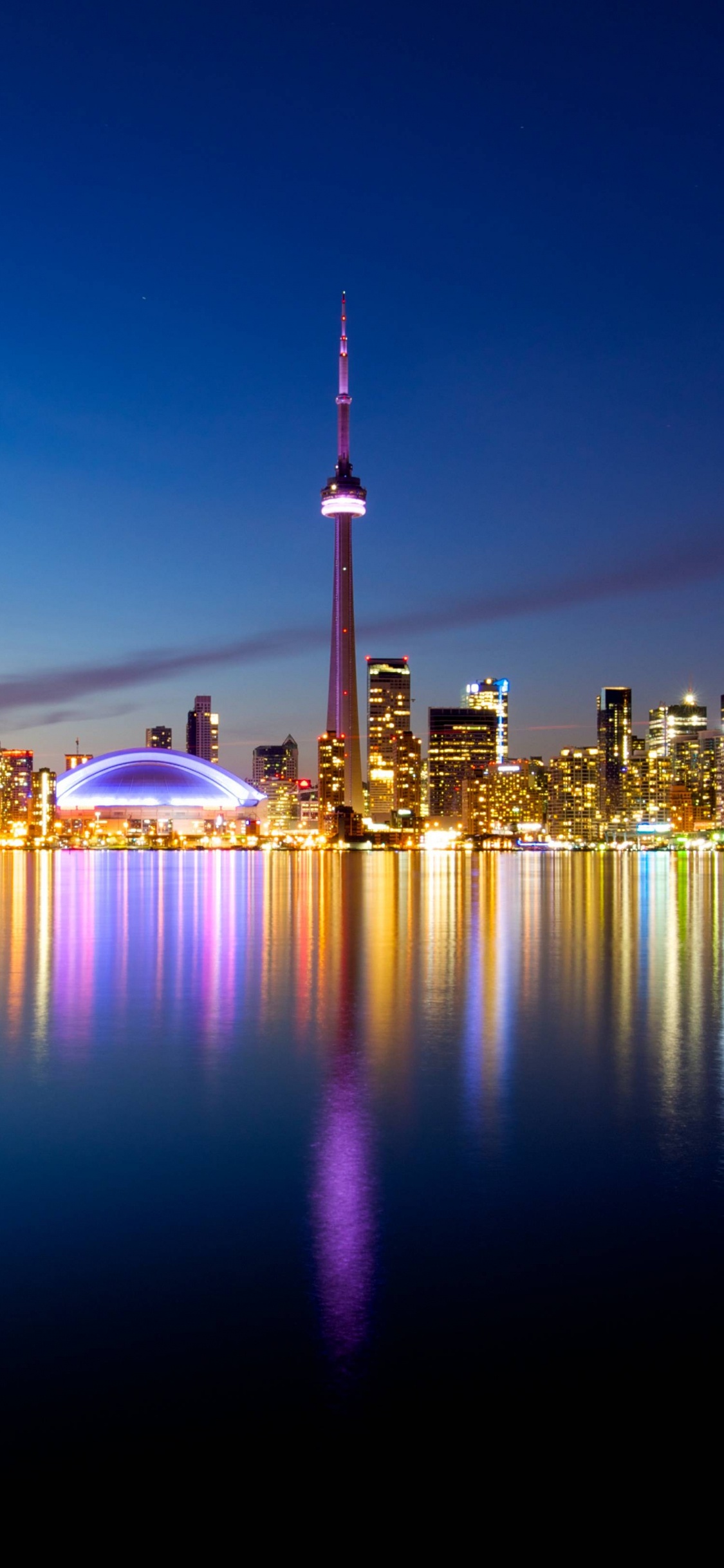 Обои город, линия горизонта, городской пейзаж, отражение, метрополия в разрешении 1125x2436