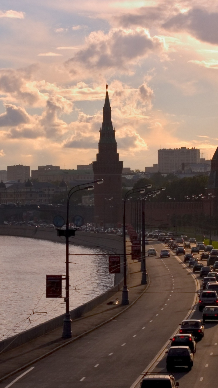 Обои Москва, ориентир, город, реки, городской пейзаж в разрешении 750x1334