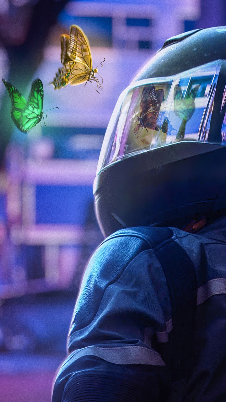 Обои велосипед, человек, байкер бабочка, Realme 5, отражение в разрешении 720x1280