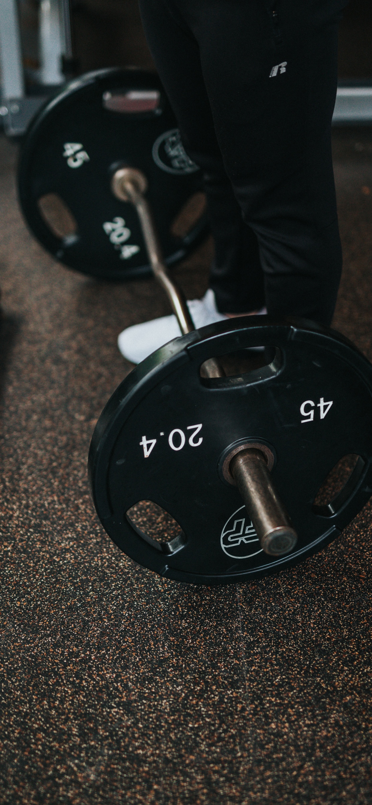 Обои автомобильные запчасти, колесо, природа, камера в разрешении 1242x2688