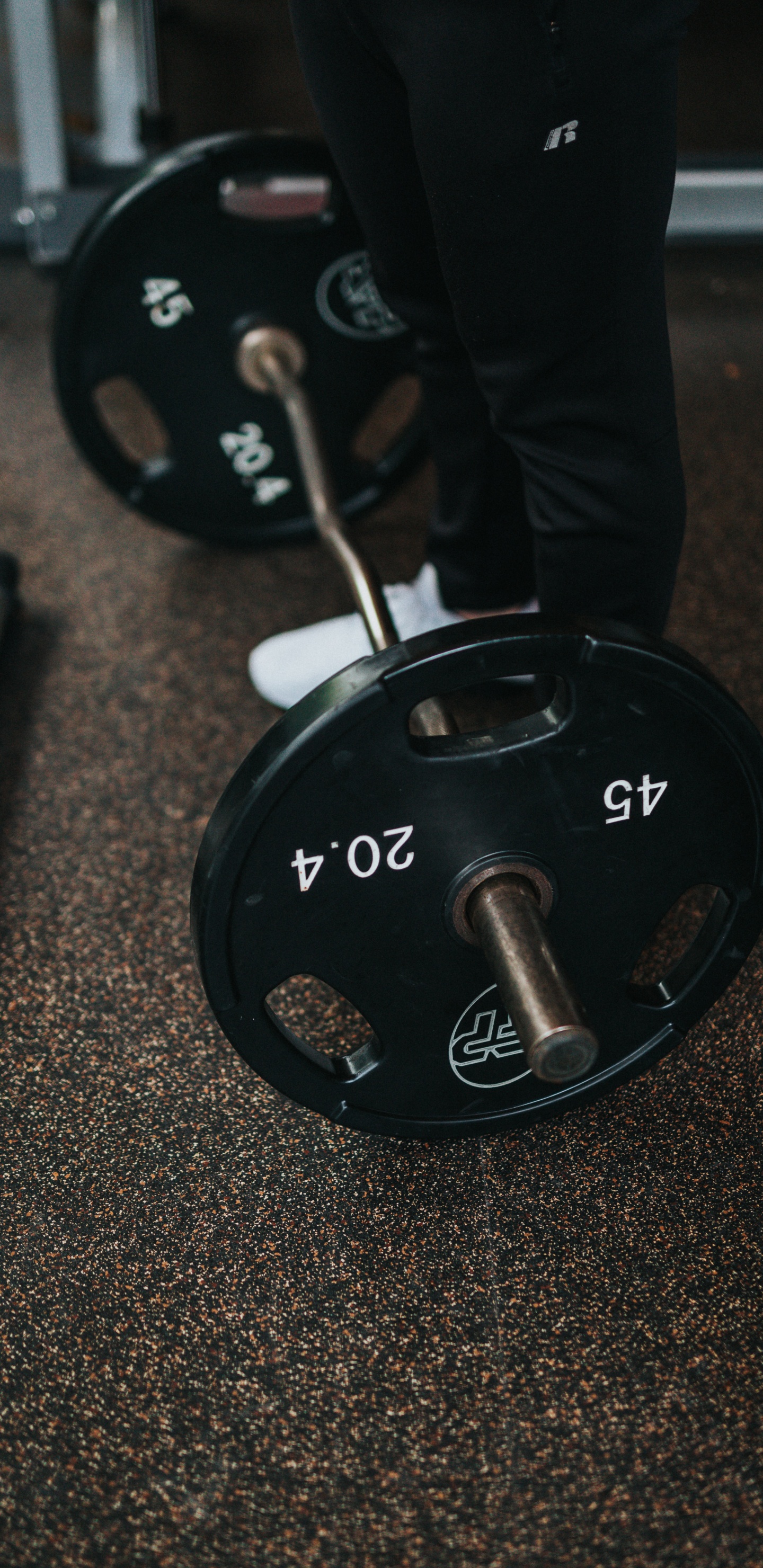 Обои автомобильные запчасти, колесо, природа, камера в разрешении 1440x2960