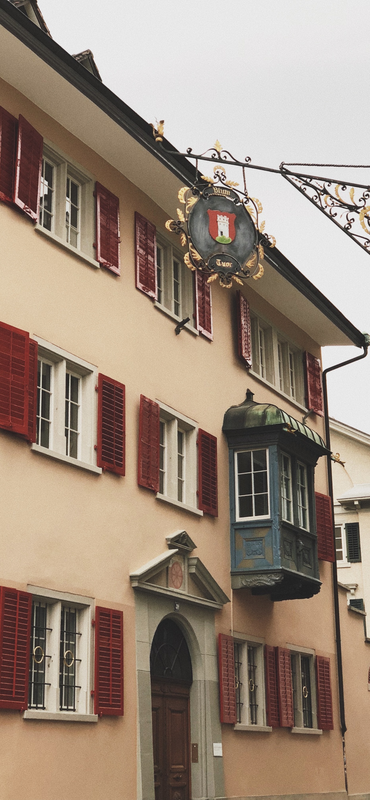 Обои Хаус, свойство, фасад, соседство, городок в разрешении 1242x2688