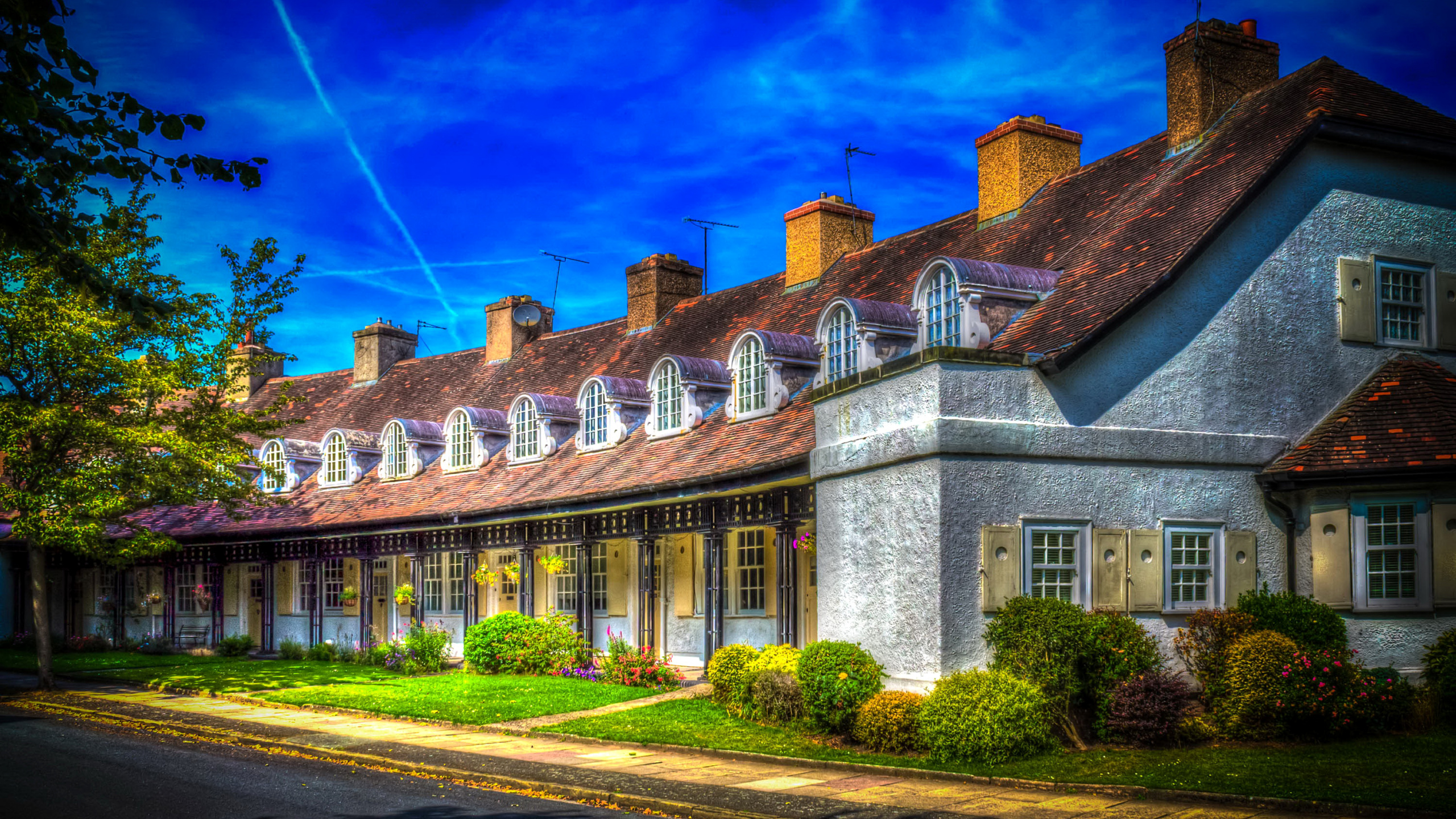 Обои здание, Хаус, родина, жилой район, свойство в разрешении 2560x1440