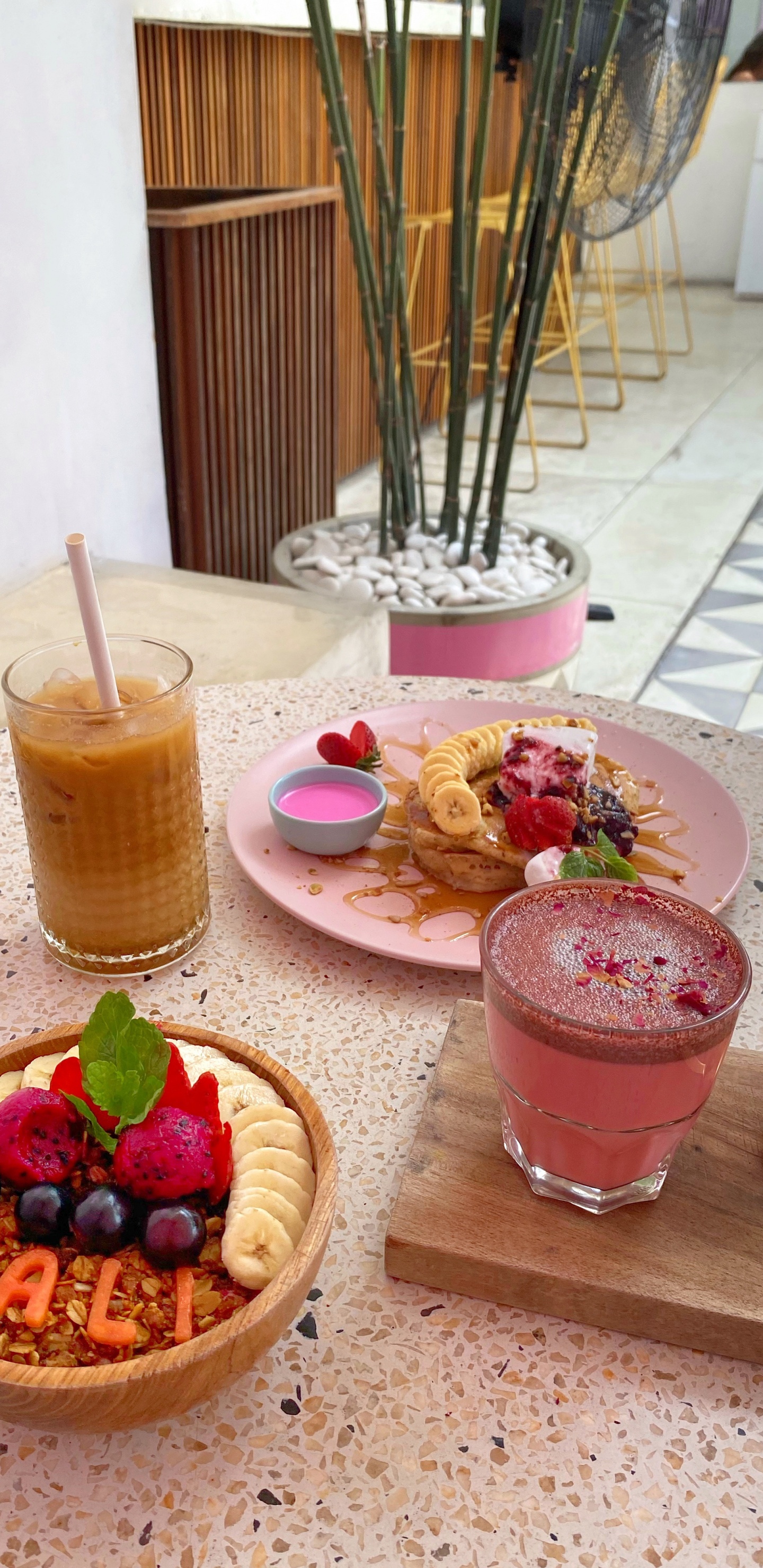 Обои поздний завтрак, завтрак, замороженный десерт, пища, таблица в разрешении 1440x2960