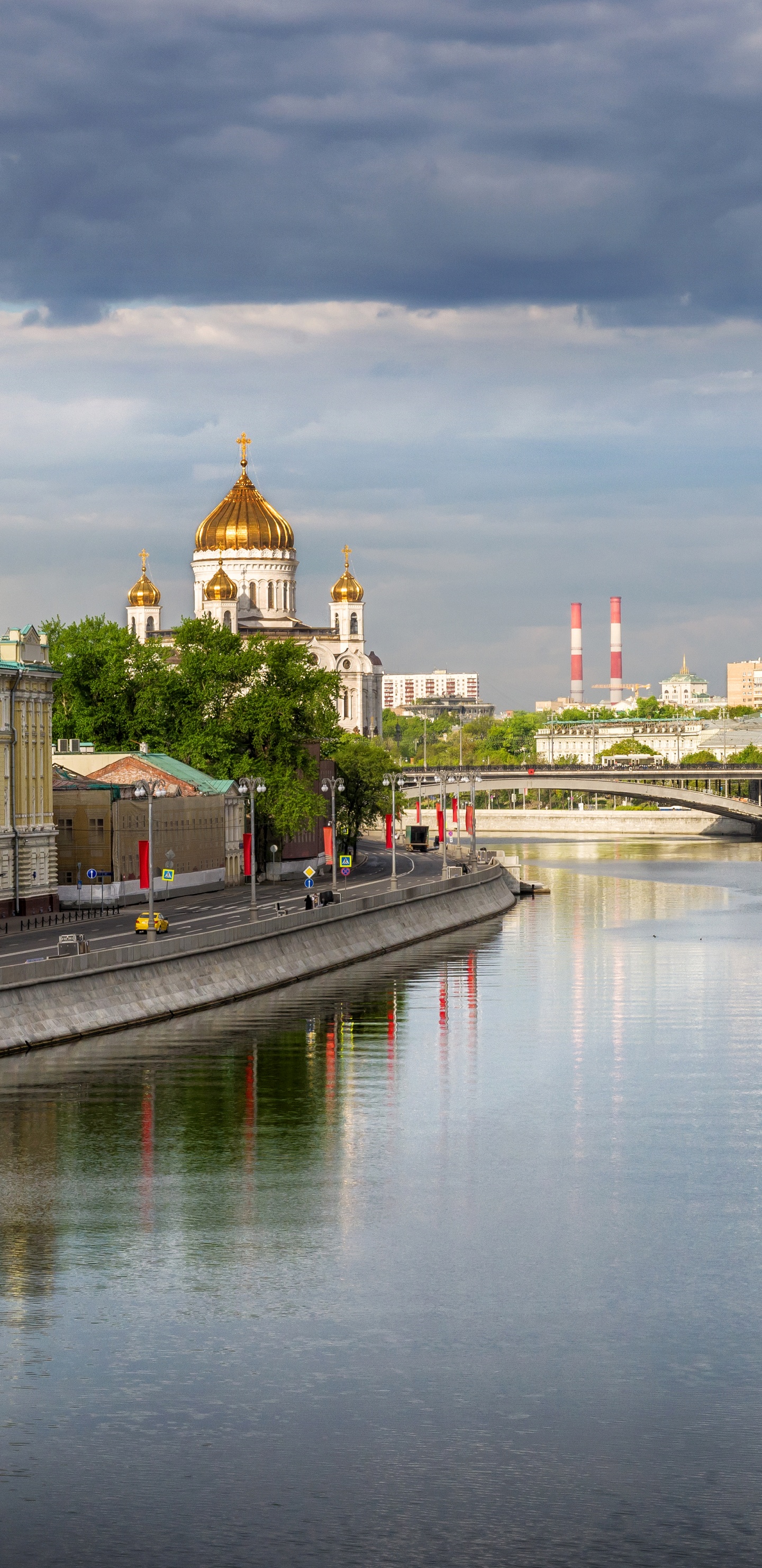 Обои Москва-река, реки, ориентир, город, водный путь в разрешении 1440x2960