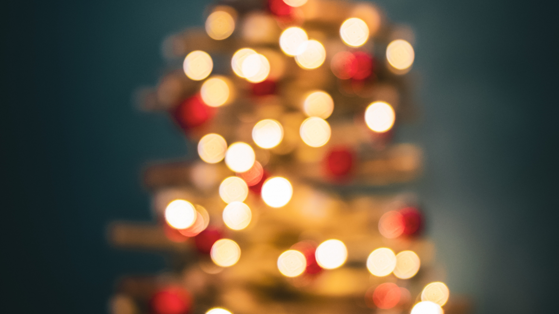 Обои Рождество, свет, Рождественские украшения, дерево, рождественский орнамент в разрешении 1920x1080