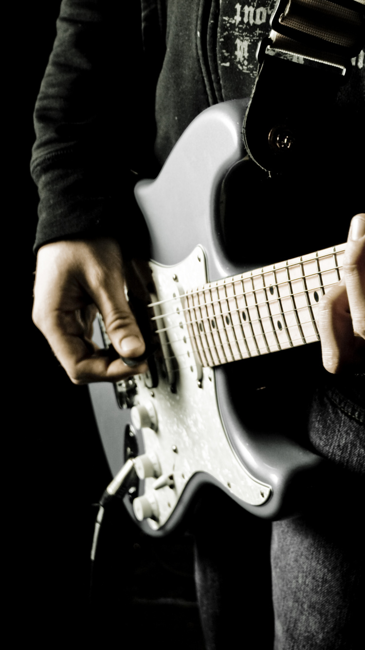 Обои гитара, электрогитара, басгитара, струнный инструмент, гитарист в разрешении 750x1334