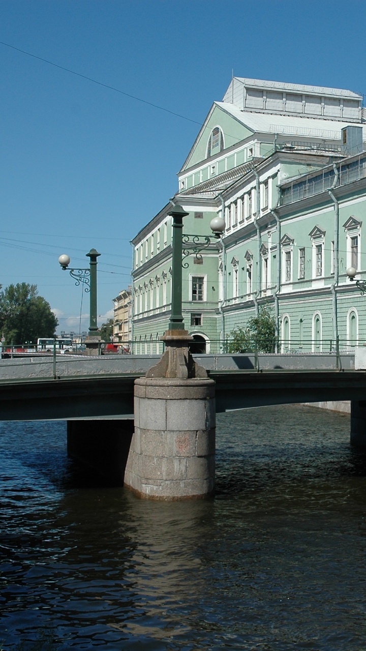 Обои мост, водный путь, здание, канал, реки в разрешении 720x1280