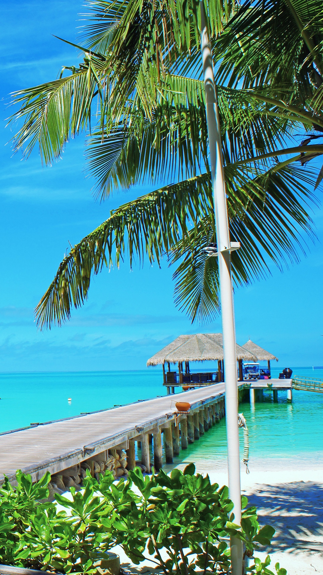 Обои пляж, берег, море, Мальдивы, прибежище в разрешении 1080x1920