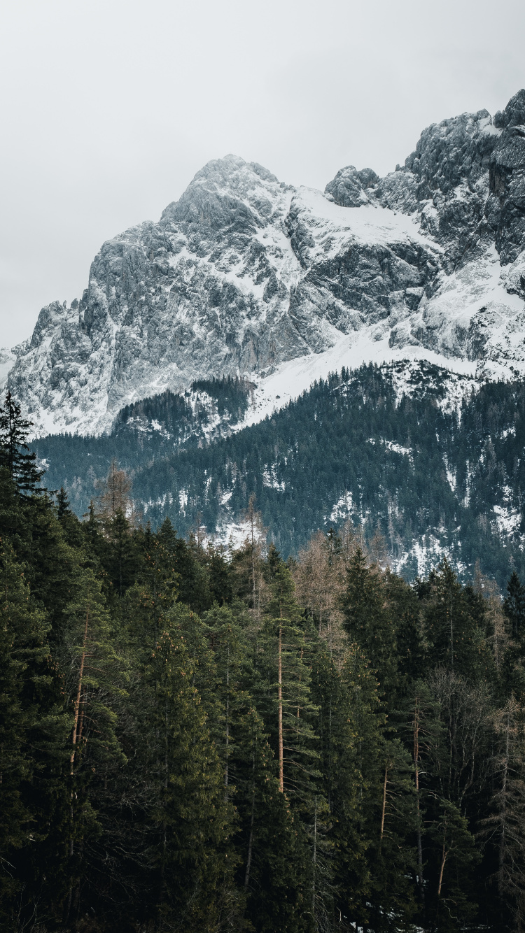 Обои Айбзе, гора, горный рельеф, горный хребет, нагорье в разрешении 750x1334