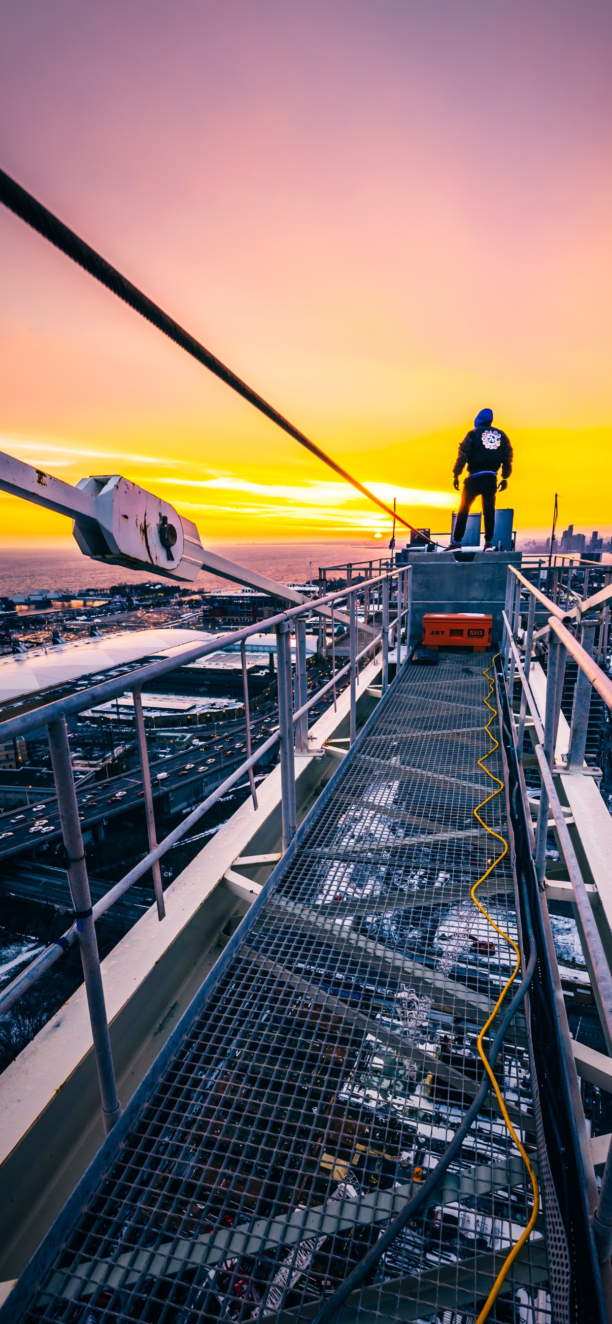 Обои желтый, закат, архитектура, воздушная линия, мост в разрешении 1242x2688