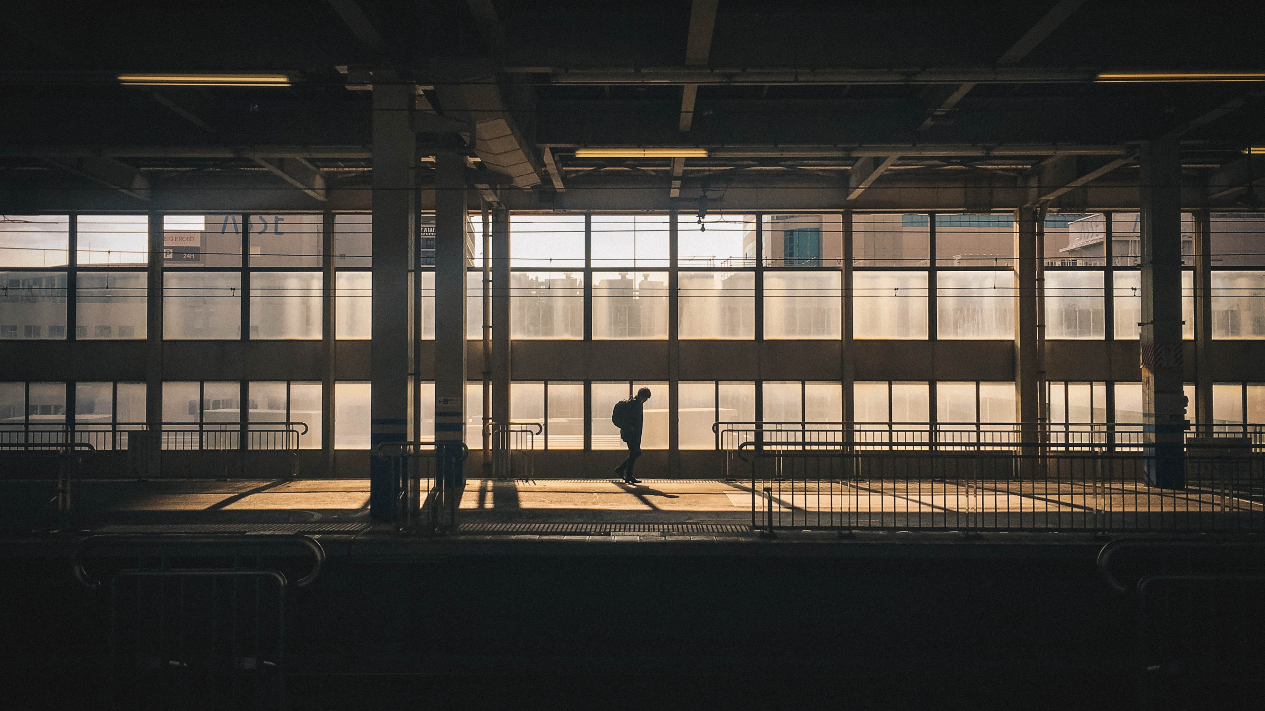 Обои железо, Япония, линия, здание, металл в разрешении 2560x1440