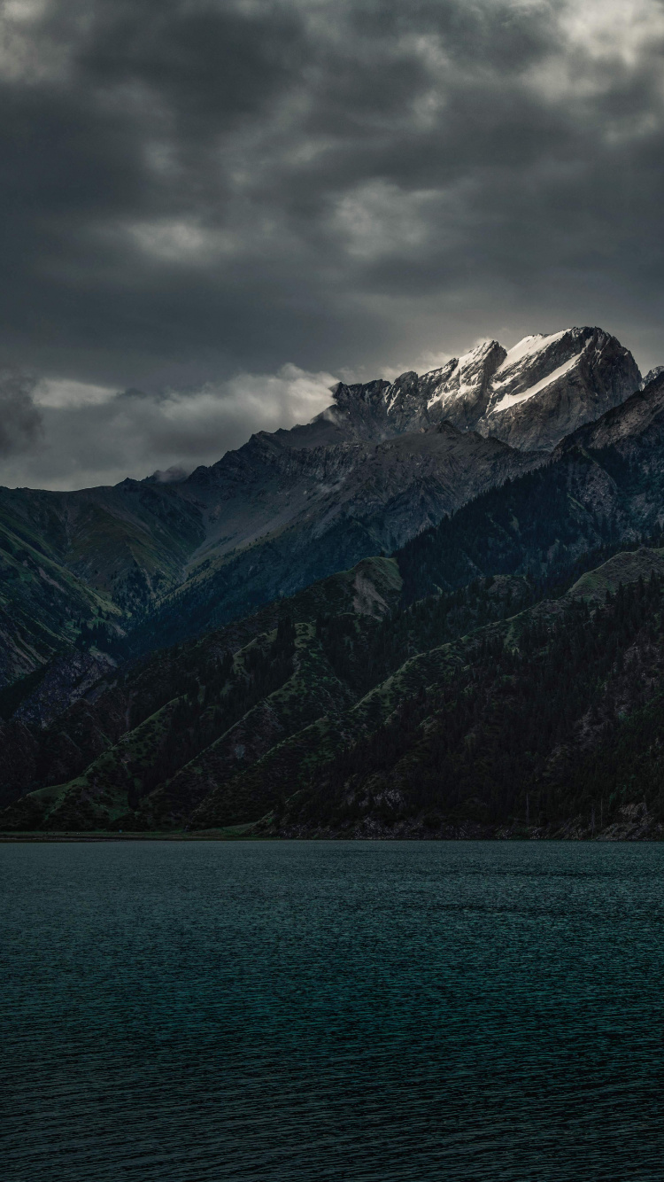 Обои нагорье, облако, природа, небо, горный хребет в разрешении 750x1334