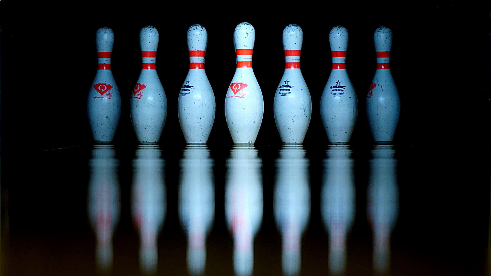 Обои шар для боулинга, мяч, спортивный инвентарь, индивидуальный вид спорта, метраж в разрешении 1920x1080