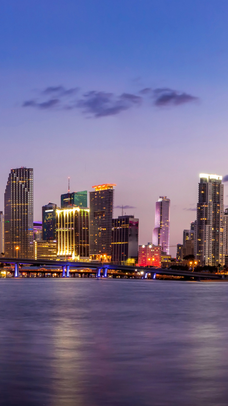 Обои Майами, городской пейзаж, город, линия горизонта, метрополия в разрешении 750x1334