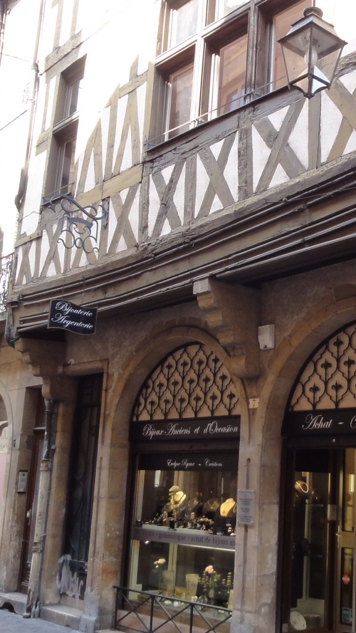 Обои здание, архитектура, арка, аркада, фасад в разрешении 720x1280