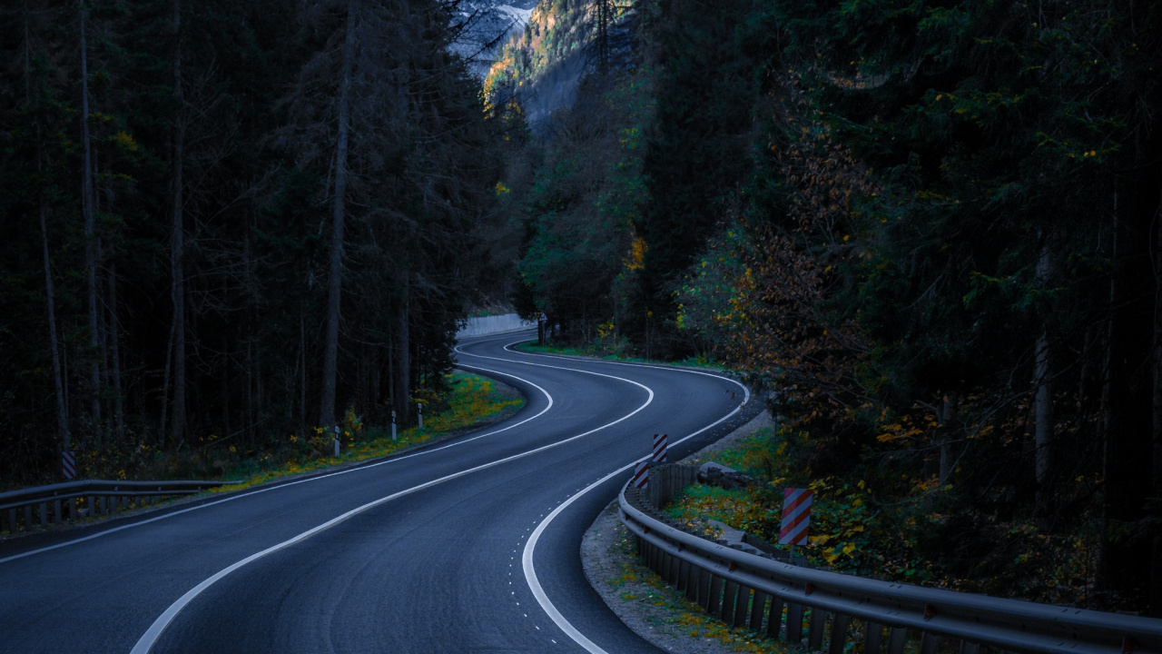 Обои инфраструктура, дерево, гора, Домбай, дорога в разрешении 1280x720