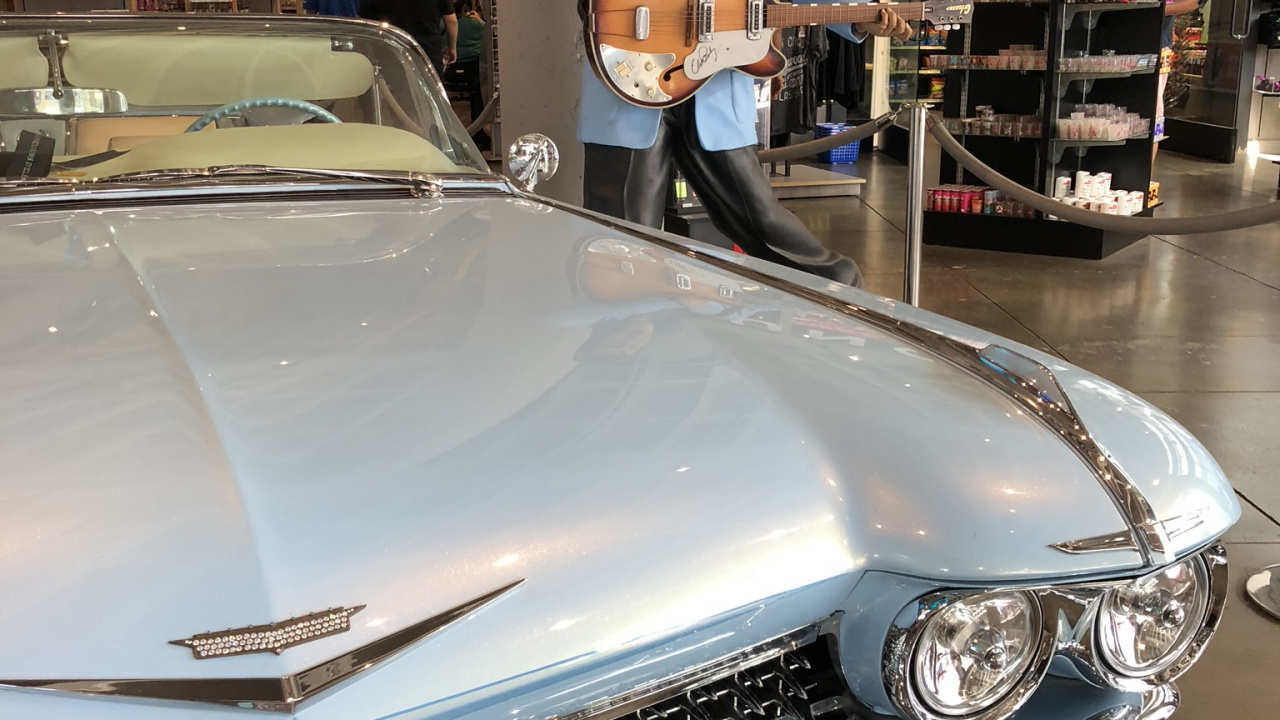 Обои Классика, Король, автомобиль среднего размера, Авто шоу, капюшон в разрешении 1280x720