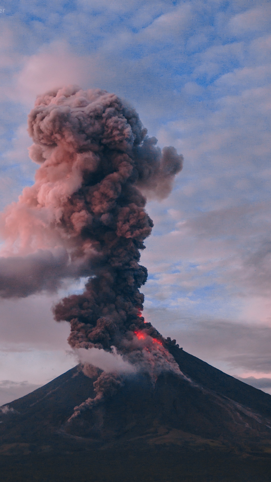 Обои вулкан, типы вулканических извержений, щитовой вулкан, дым, загрязнение в разрешении 1080x1920