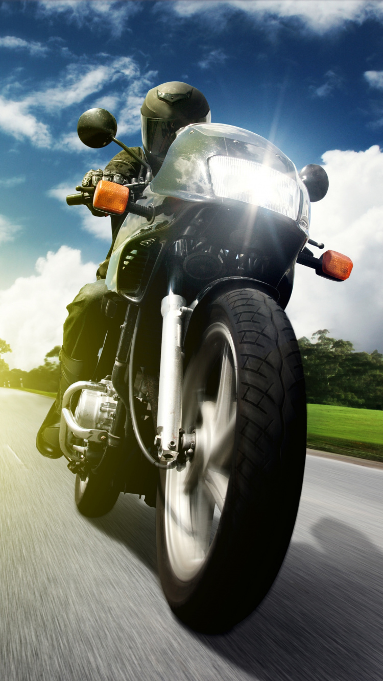 Обои мотоцикл, автомобильные шины, мотоспорт, гонки на мотоциклах, шина в разрешении 750x1334