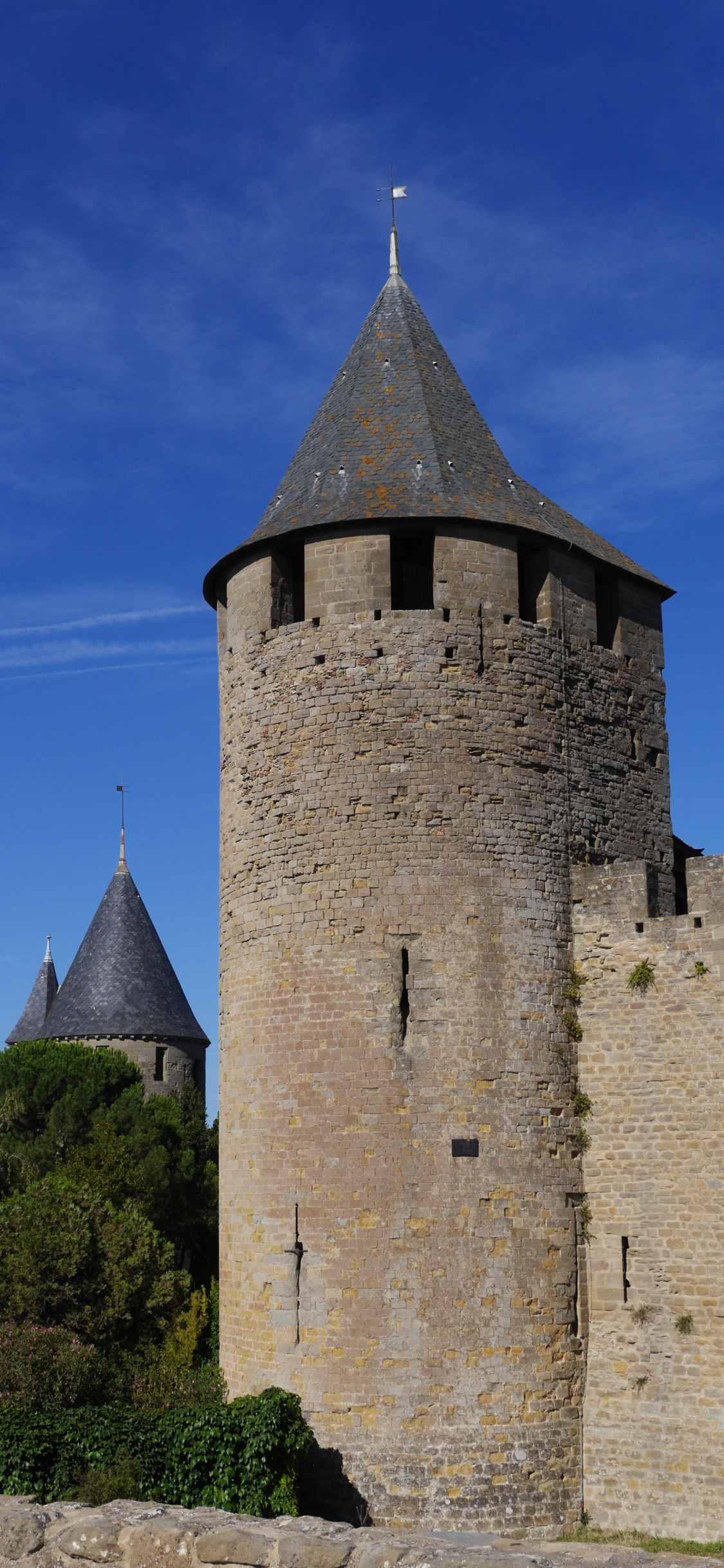 Обои замок, фортификация, средневековая архитектура, здание, архитектура в разрешении 1125x2436