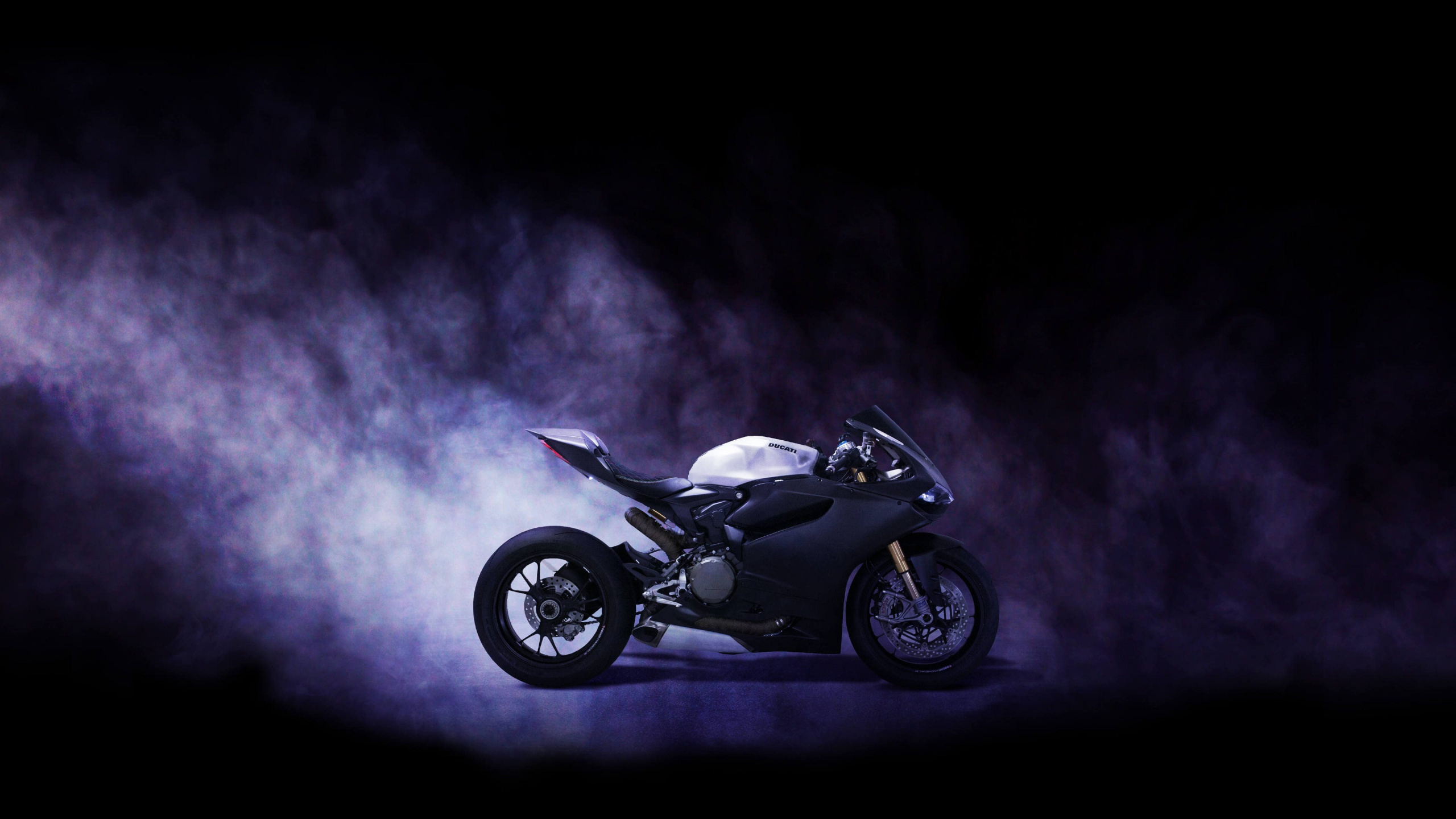 Обои ducati panigale, ducati, мотоцикл, дукати 1199, спортивный мотоцикл в разрешении 2560x1440