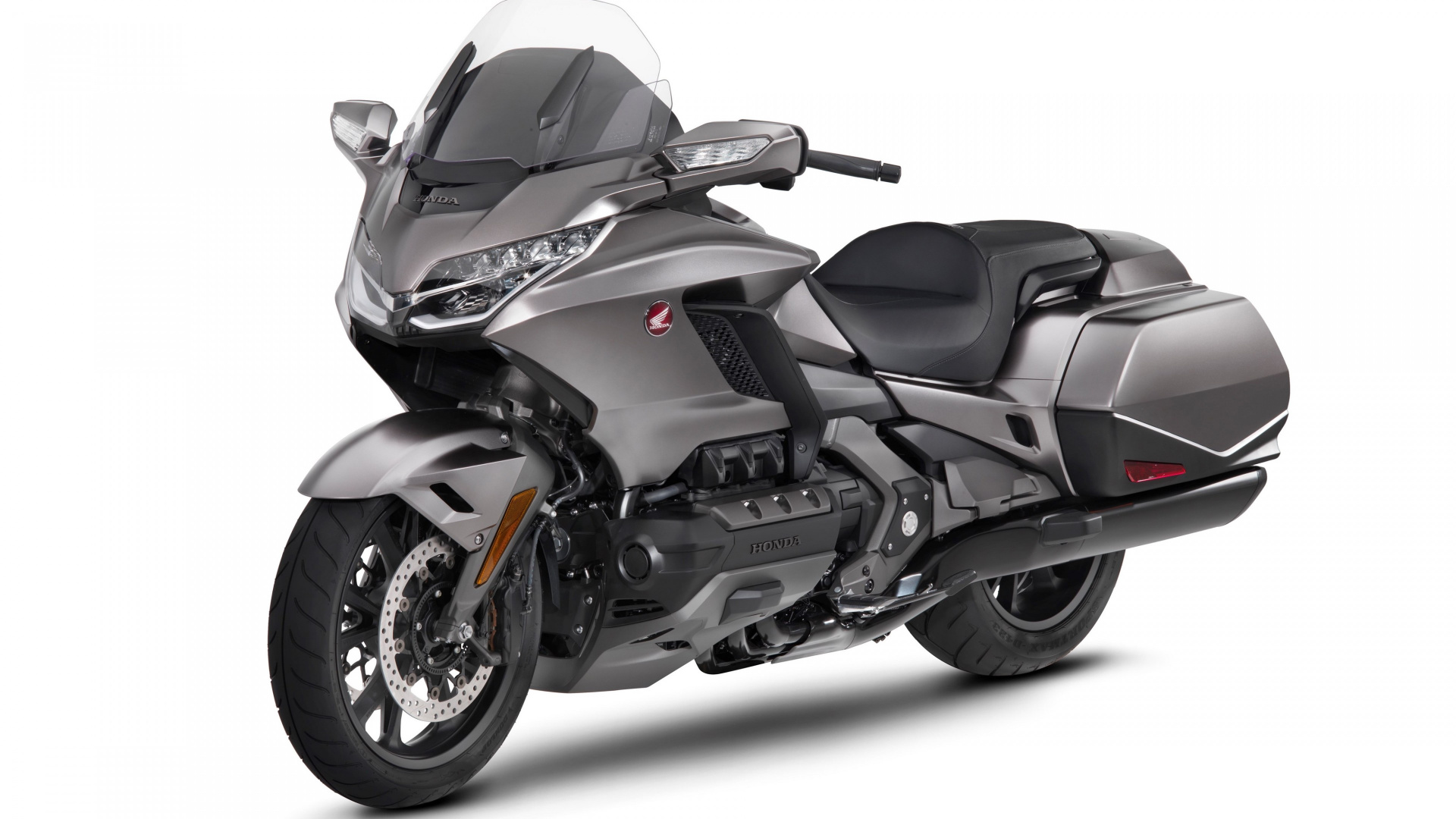 Обои модель 2018 honda goldwing, Honda Золото Крыло, Honda Motor Company, мотоцикл, туристический мотоцикл в разрешении 1920x1080
