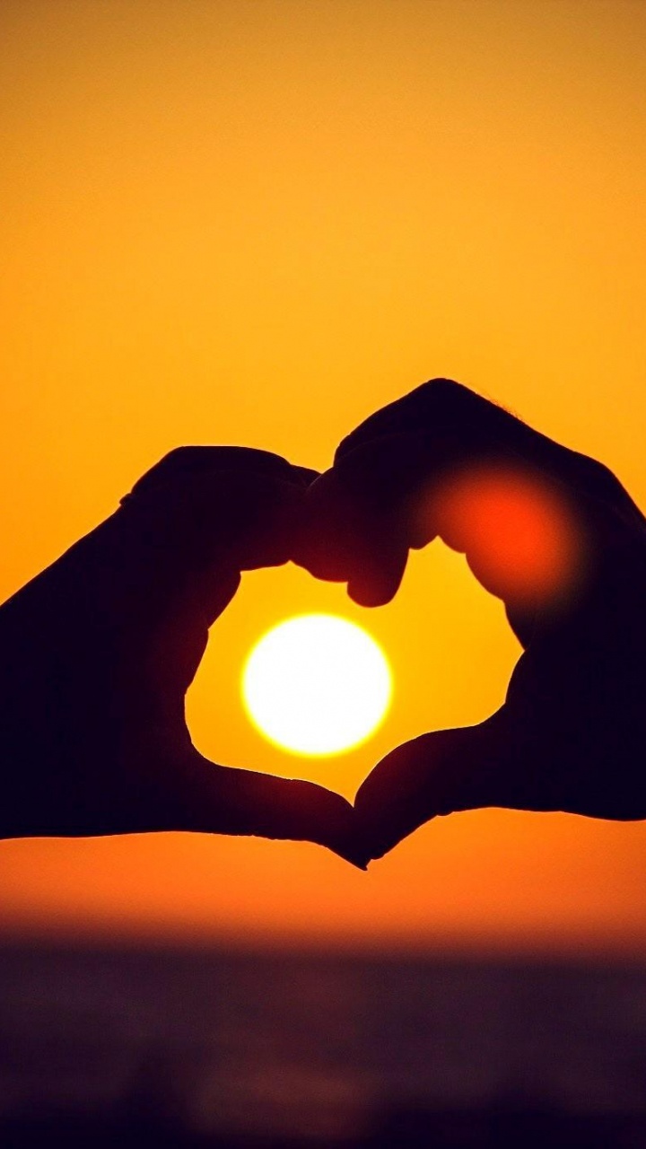 Обои сердце, любовь, тепло, силуэт, роман в разрешении 720x1280