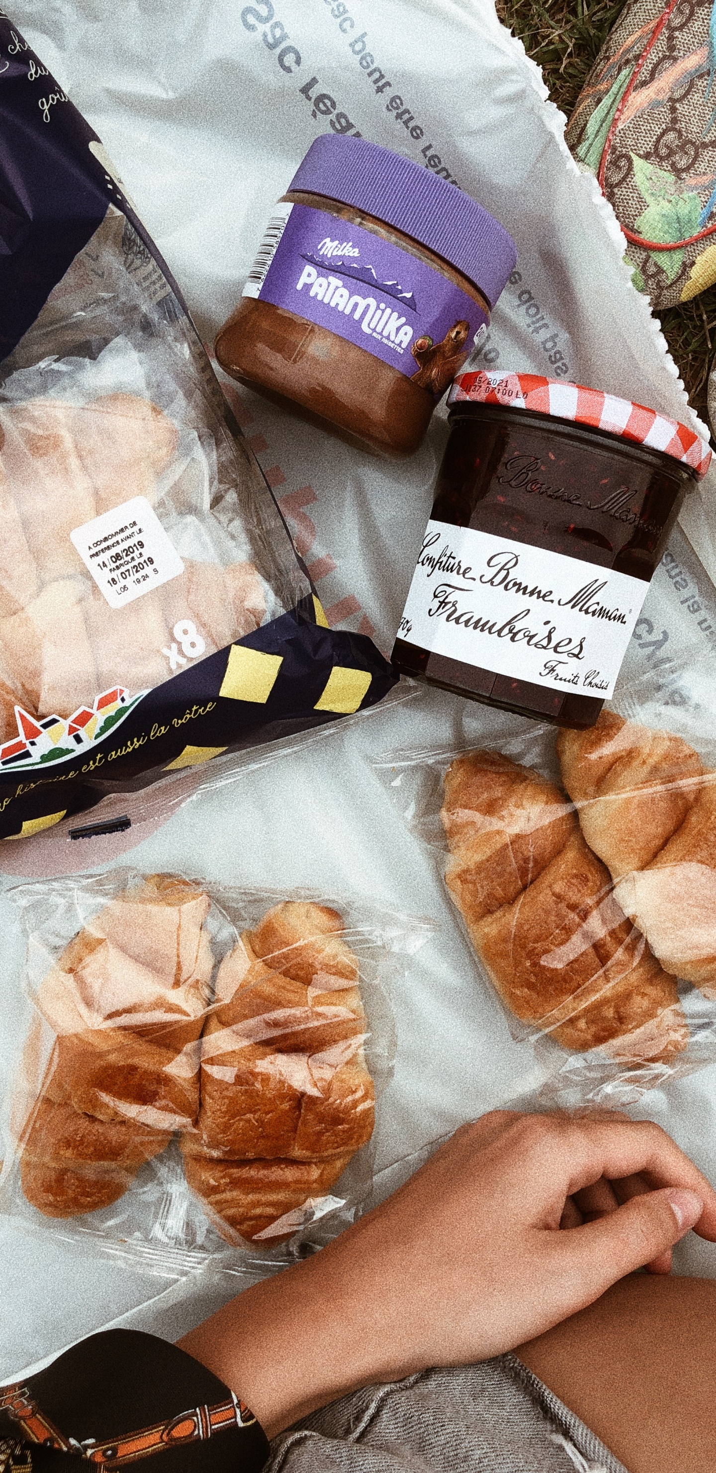 Обои Кулинария, пища, загар, хлеб, блюда в разрешении 1440x2960