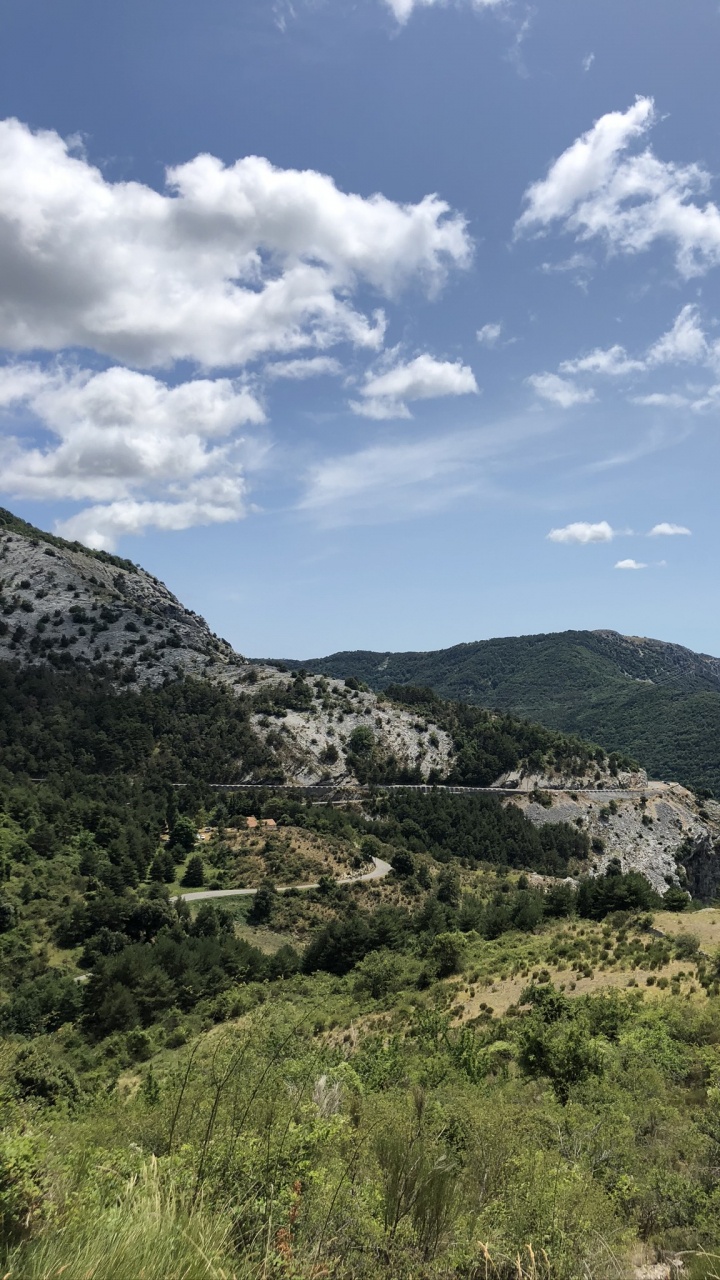 Обои растительность, горный рельеф, облако, нагорье, растительное сообщество в разрешении 720x1280