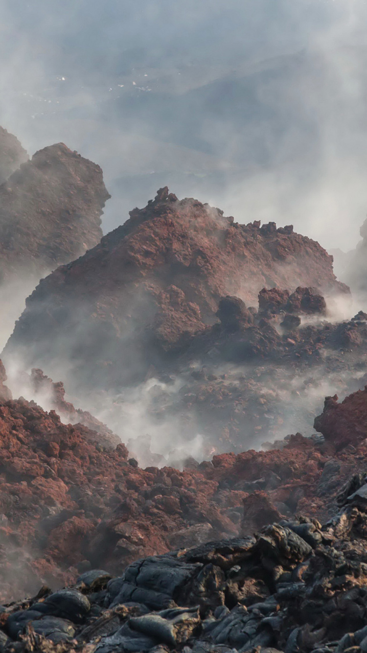 Обои дым природе, вулканы камчатки, Камчатский полуостров, вулкан, природа в разрешении 750x1334