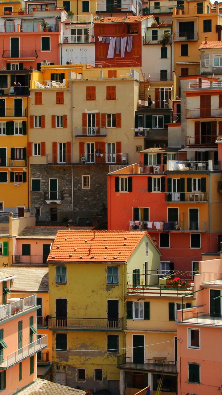 Обои город, жилой район, соседство, городок, городской район в разрешении 720x1280