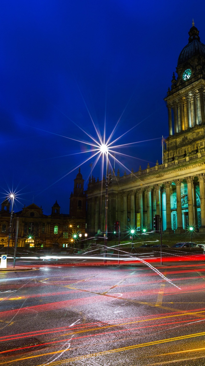 Обои здание, ориентир, ночь, городской район, город в разрешении 720x1280