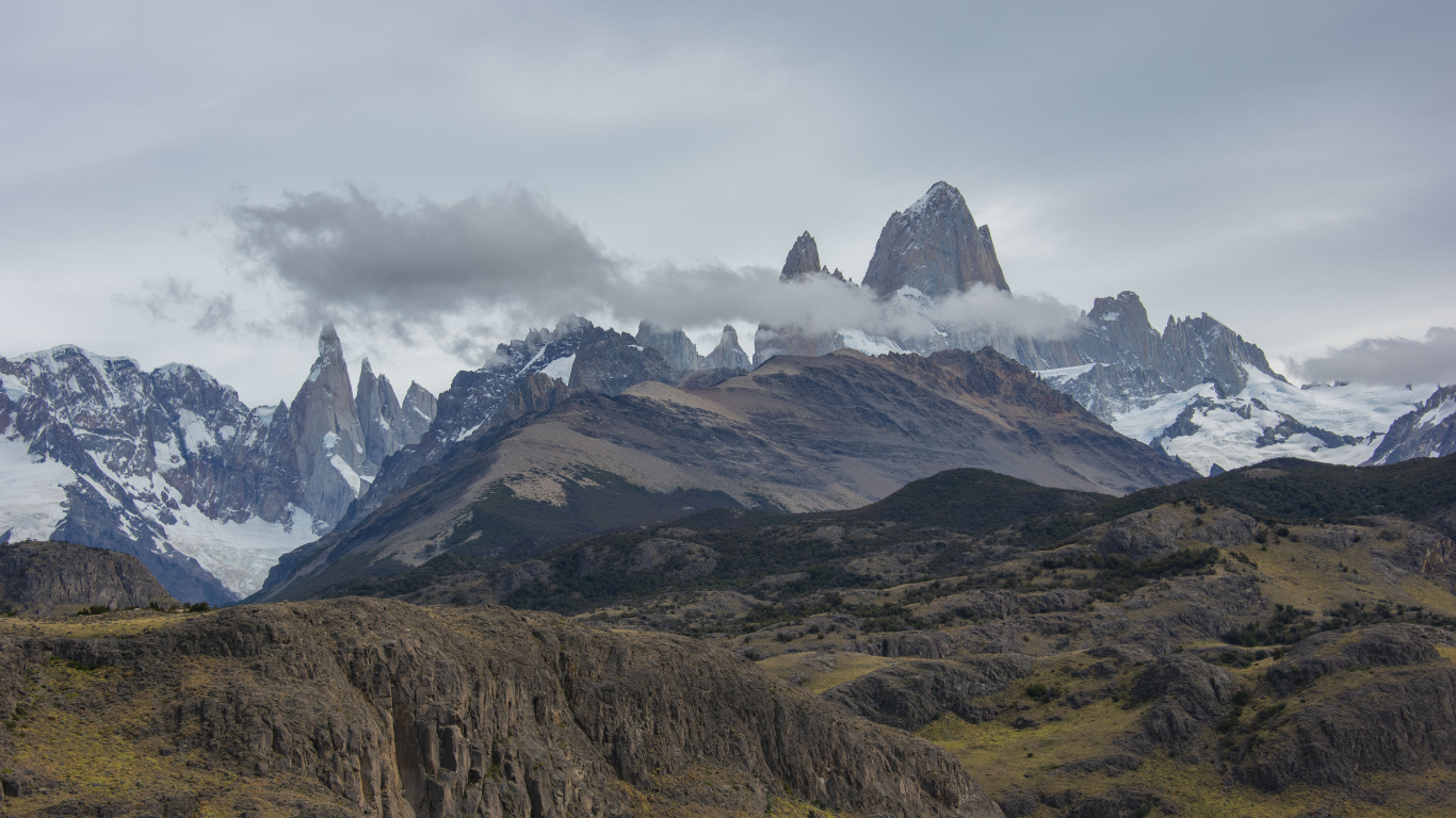 Обои горный хребет, горный рельеф, гора, нагорье, хребет в разрешении 1366x768
