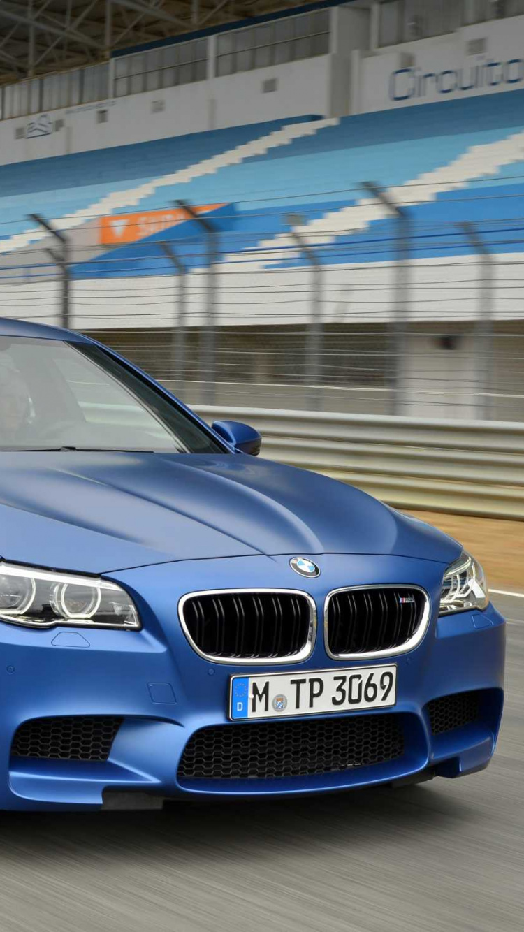 Обои БМВ М6, bmw, авто, спорткар, 2015 БМВ М5 в разрешении 750x1334