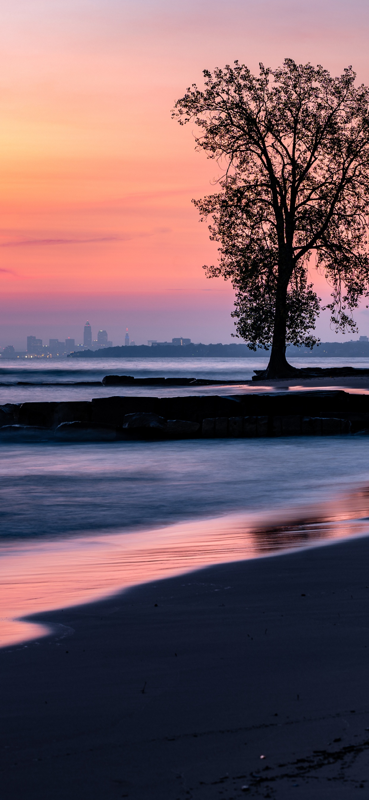 Обои пляж, закат, горизонт, вода, океан в разрешении 1242x2688