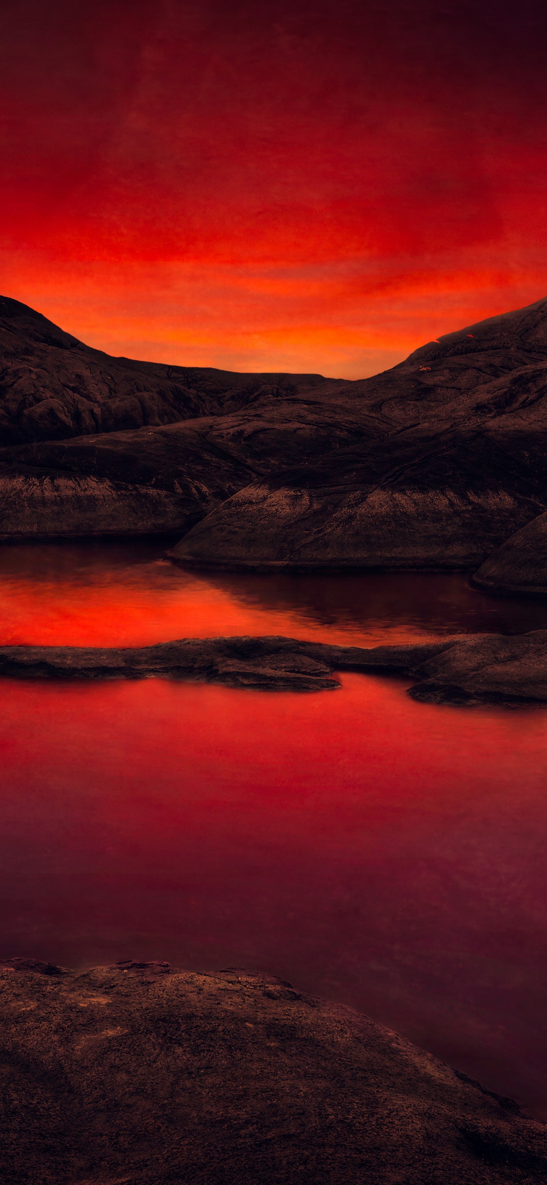 Обои природа, отражение, озеро, сумрак, рассвет в разрешении 1125x2436