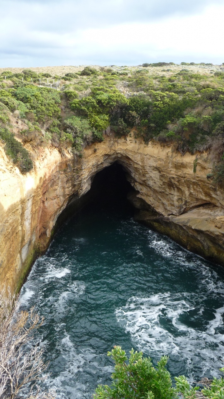 Обои великая океанская дорога, естественная арка, обрыв, природный заповедник, природа в разрешении 720x1280